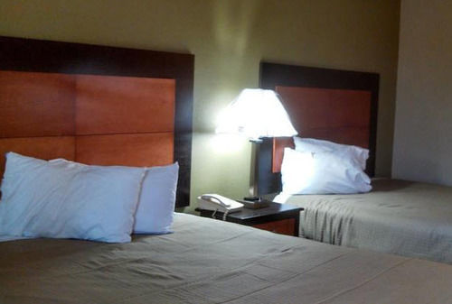 Relax Inn Heth Shell Lake 외부 사진